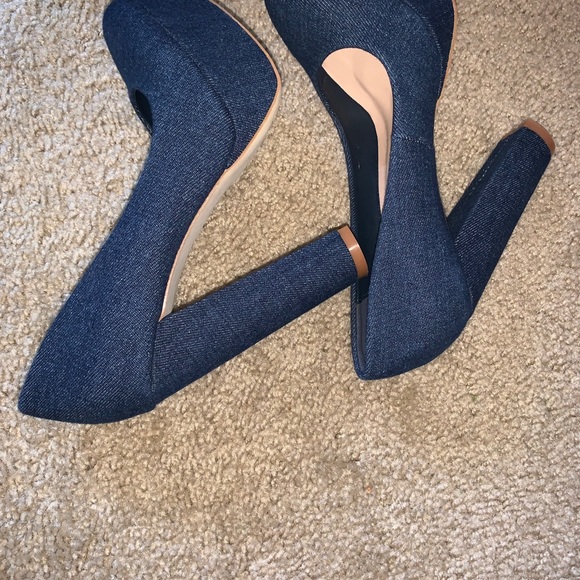 Denim heels - Picture 2 of 2